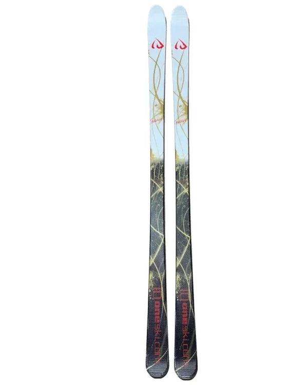 ID One Mr-CE Mogul Ski 2024