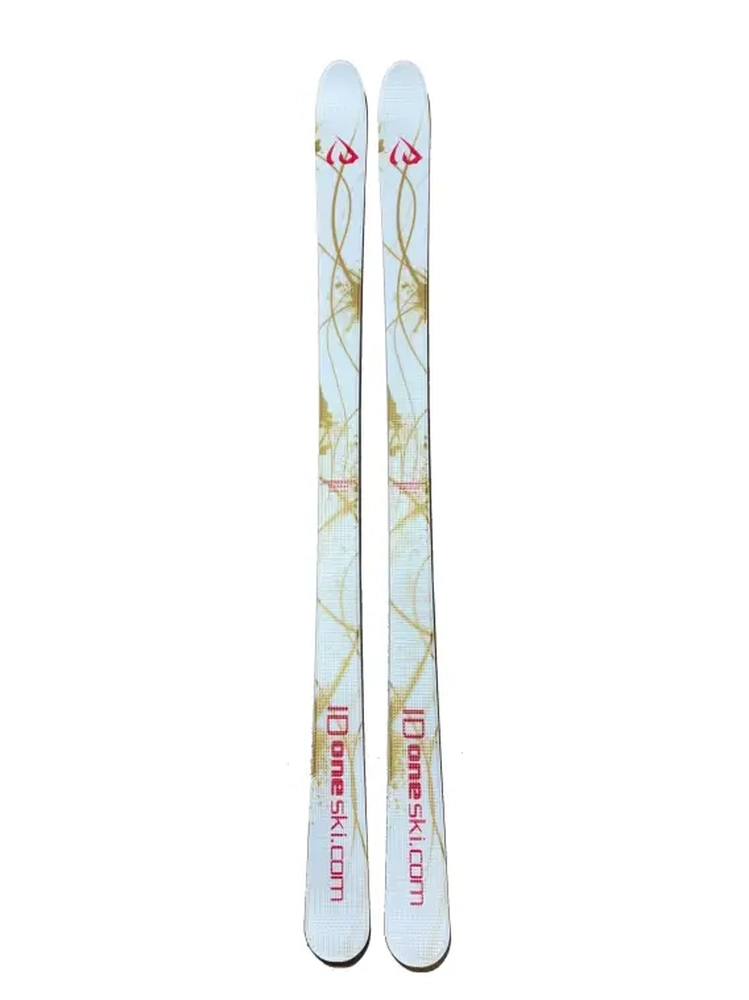 id-one-mr-j-mogul-ski-130-